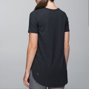 Lululemon Om Tee Split Sides Heathered Black Vitasea